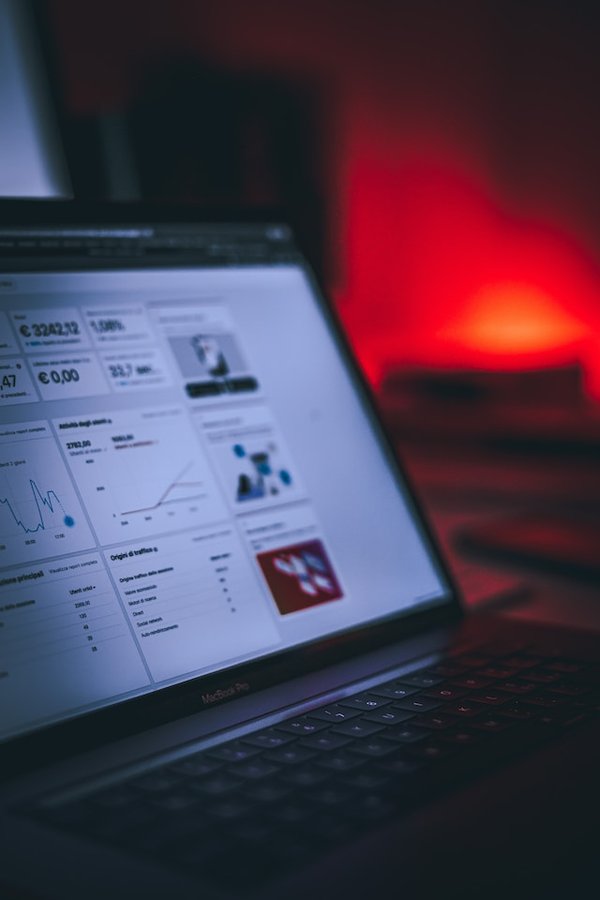 Quelles sont les techniques efficaces de génération de leads pour une startup dans le secteur de l'IoT ?